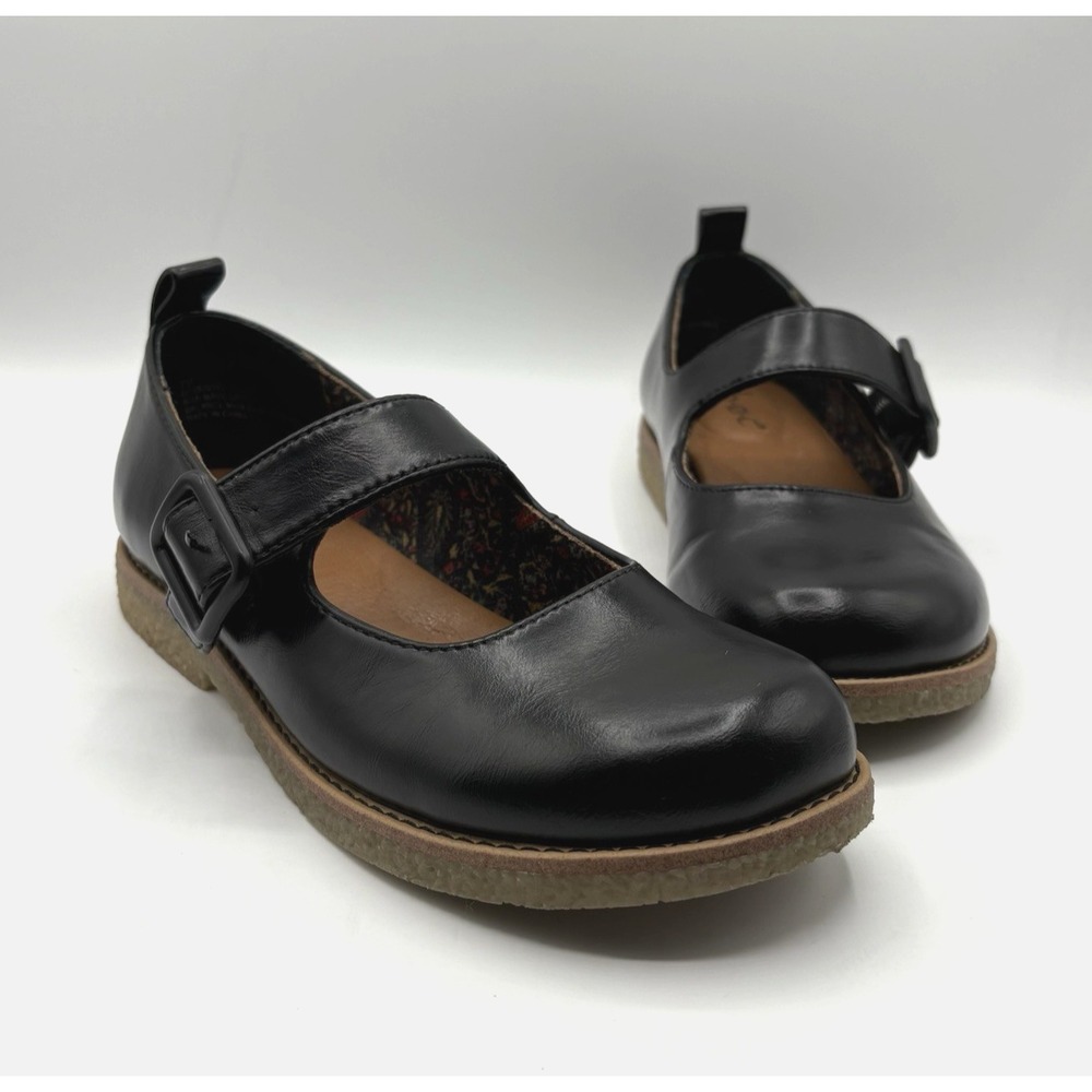 BORN B.O.C. Mary Jane Size 7 Black Leather Comfort Flat Shoe